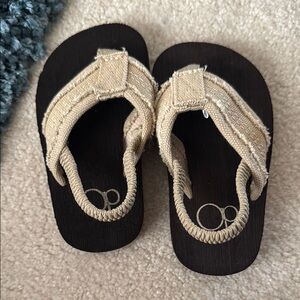 Ocean Pacific size 5-6 never worn Kids Tan and brown Sandals